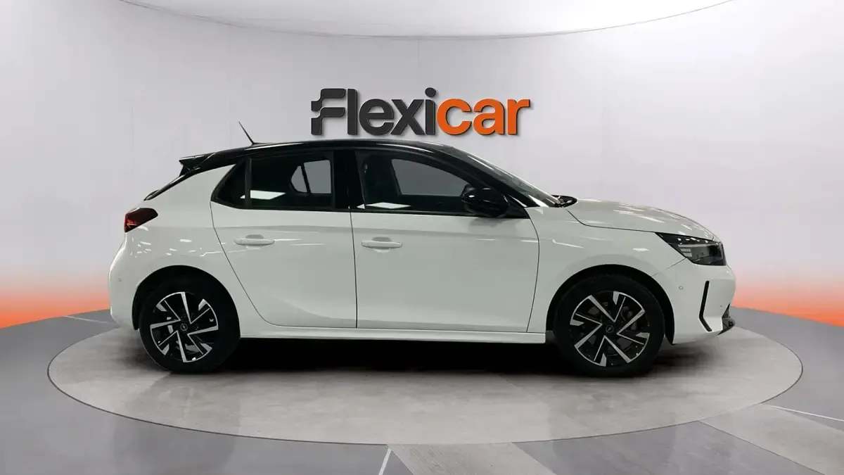Usado Opel Corsa Edition 101 CV (74 kW) 2023 Blanco Utilitario