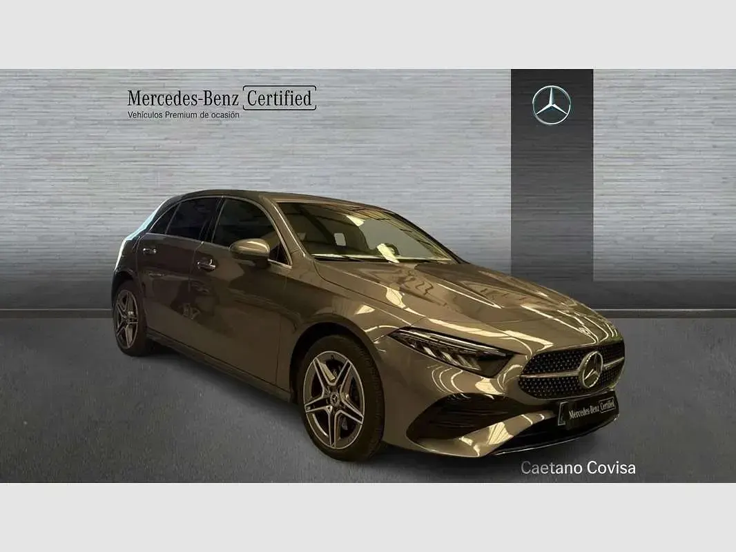 Usado Mercedes E250 218 CV (160 kW) 2024 Gris Coupe