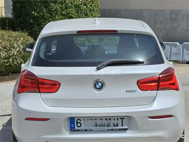 Usado BMW 118 136 CV (100 kW) 2016 Blanco Utilitario