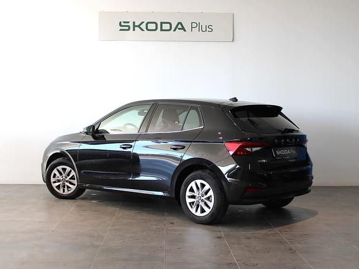 Negro Usado 2025 Skoda Fabia Selection Berlina | 18.990 € (Precio justo) - Imagen 1/4