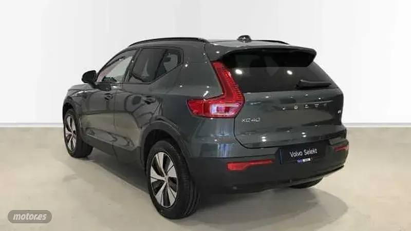 Nuevo Volvo XC40 Plus 163 CV (119 kW) 2026 Marrón SUV