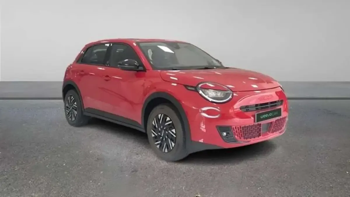 Nuevo Fiat 600 Red 114 kW (156 CV) 2025 Rojo SUV