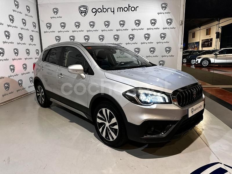 Usado Suzuki SX4 S-Cross GLX 129 CV (94 kW) 2021 Gris / plata SUV