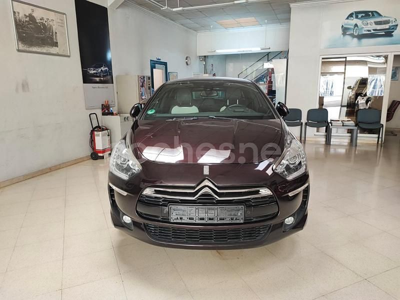 Violeta / lila Usado 2014 Citroën DS5 Utilitario | 14.500 € (Caro) - Imagen 1/4