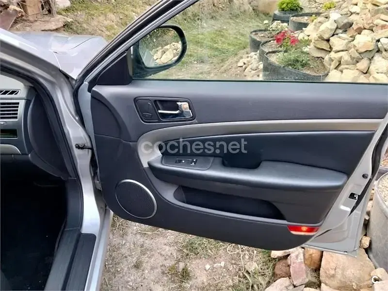 Usado Chevrolet Epica 150 CV (110 kW) 2008 Gris / plata Berlina