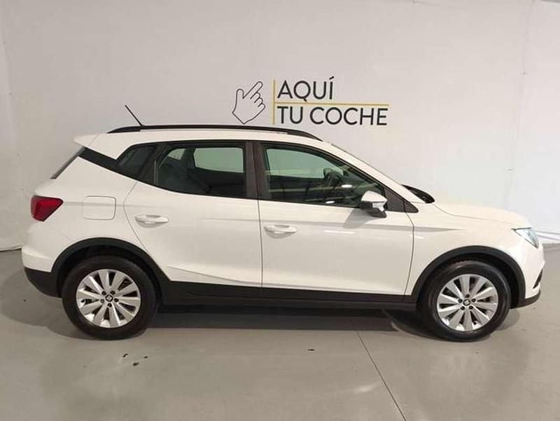 Usado Seat Arona Style 110 CV (80 kW) 2021 Blanco SUV
