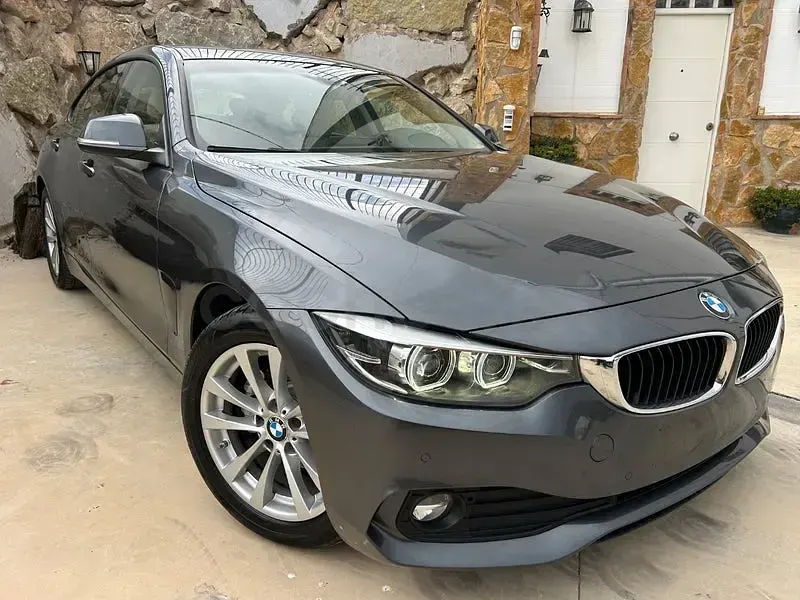 Usado BMW 418 Gran Coupé Comfort Edition 150 CV (110 kW) 2020 Gris / plata Coupe