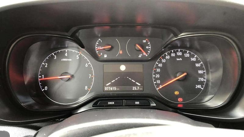 Usado Opel Combo Life S 102 CV (75 kW) 2021 Blanco Berlina