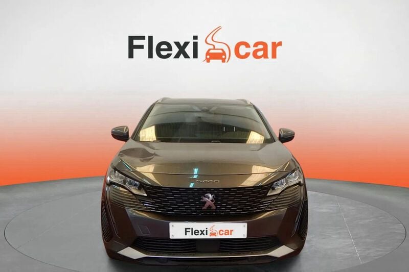Usado Peugeot 5008 Active 131 CV (96 kW) 2021 Gris Monovolumen