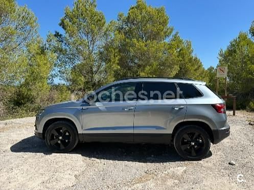 Usado Skoda Karoq Ambition 150 CV (110 kW) 2019 Gris / plata SUV