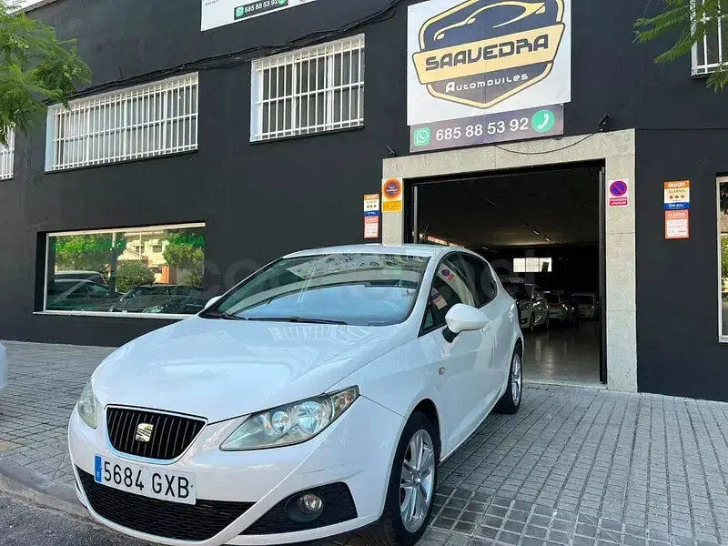 Usado Seat Ibiza Sport 105 CV (77 kW) 2010 Blanco Berlina