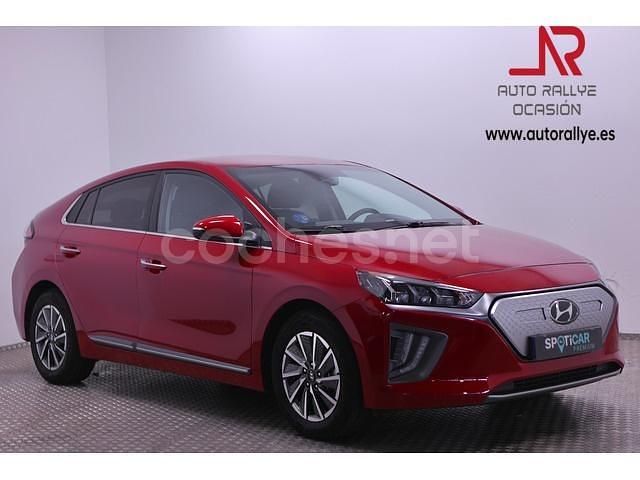 Usado Hyundai Ioniq 100 kW (136 CV) 2021 Rojo Utilitario