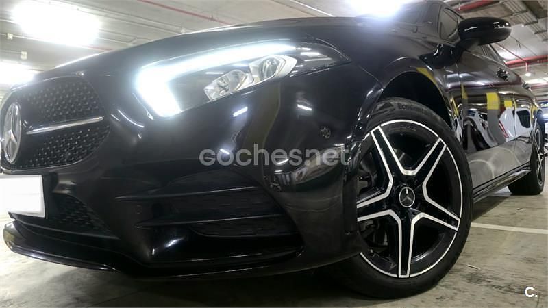 Usado Mercedes A250 218 CV (160 kW) 2021 Negro Berlina