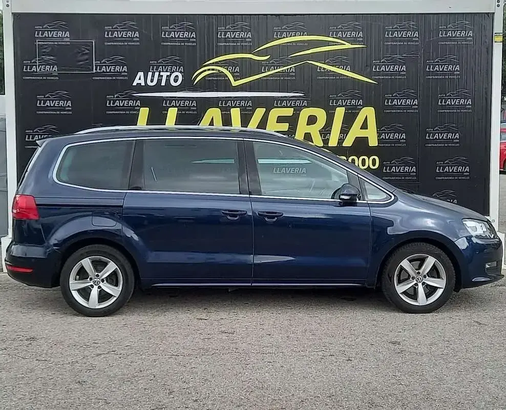 Usado VW Sharan Advance 177 CV (130 kW) 2015 Azul Monovolumen