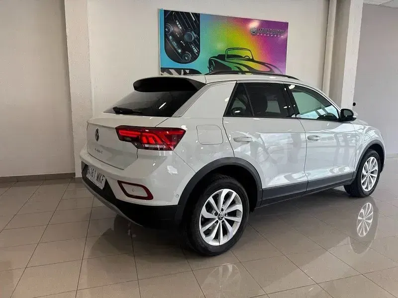 Usado VW T-Roc Life 150 CV (110 kW) 2023 Blanco SUV