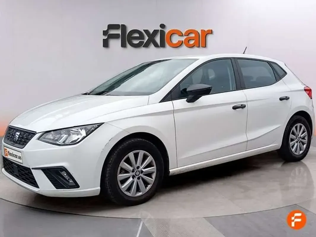 Usado Seat Ibiza Style 95 CV (69 kW) 2018 Blanco Utilitario