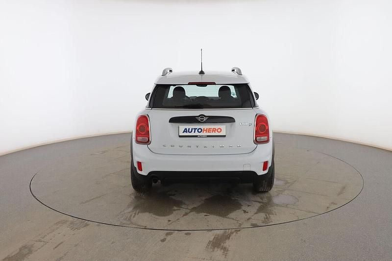 Usado Mini One D Countryman 115 CV (84 kW) 2019 Blanco SUV