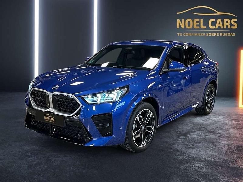 Azul Usado 2025 BMW X2 Luxury Line SUV | 37.172 € - Imagen 1/4