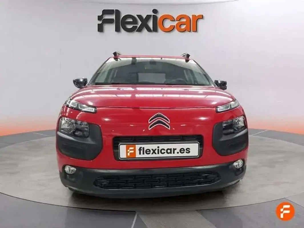 Usado Citroën C4 Cactus Shine 99 CV (72 kW) 2017 Rojo Utilitario
