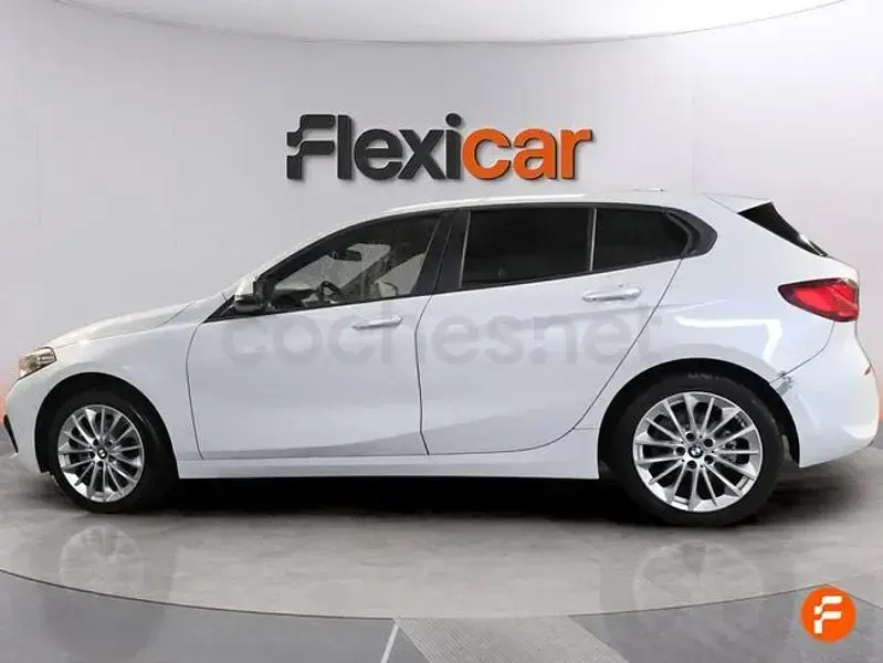 Usado BMW 118 140 CV (102 kW) 2020 Blanco Berlina