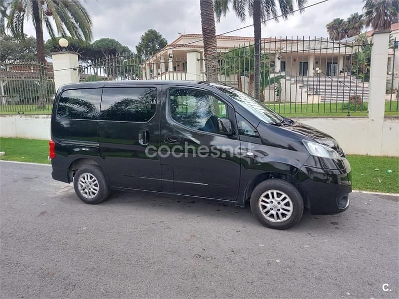 Usado Nissan NV200 Comfort 90 CV (66 kW) 2013 Negro Monovolumen