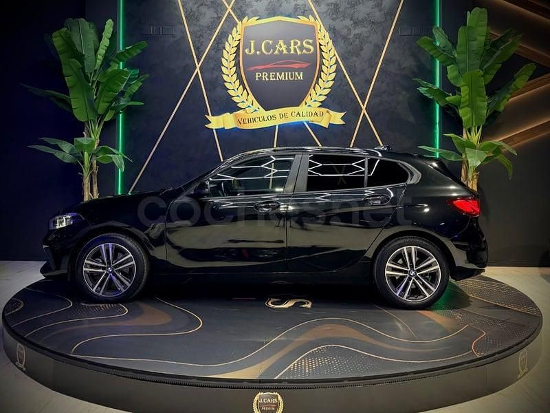 Usado BMW 118 150 CV (110 kW) 2022 Negro Utilitario