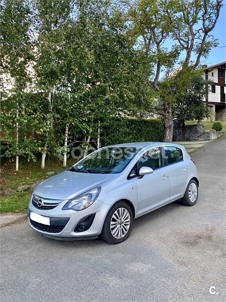 Gris / plata Usado 2014 Opel Corsa Selective Berlina | 6000 € (Precio justo) - Imagen 1/4
