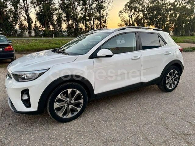 Blanco Usado 2020 Kia Stonic SUV | 11.900 € (Buen precio) - Imagen 1/4