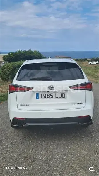 Usado Lexus NX300h Sport Line 197 CV (144 kW) 2020 Blanco SUV