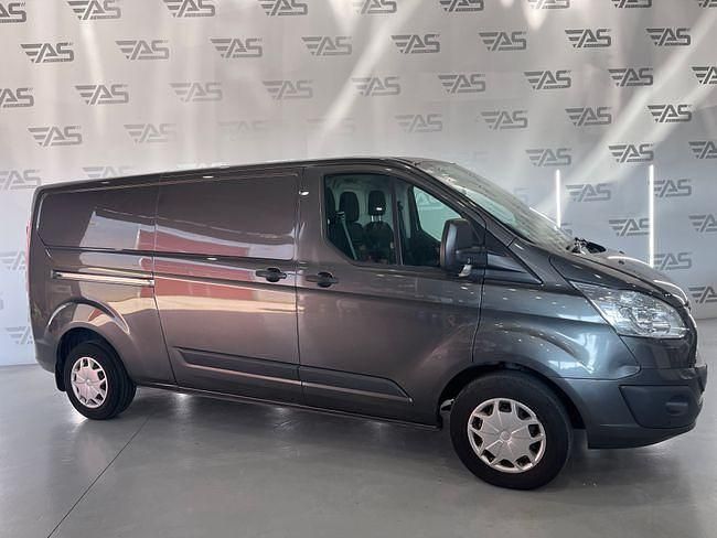 Usado Ford Tourneo Custom Trend 130 CV (95 kW) 2018 Gris Van