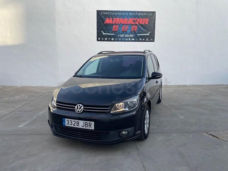 Usado VW Touran Advance 105 CV (77 kW) 2015 Negro Monovolumen