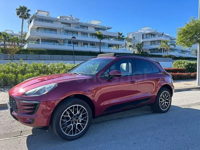 Usado Porsche Macan 258 CV (189 kW) 2015 Granate SUV