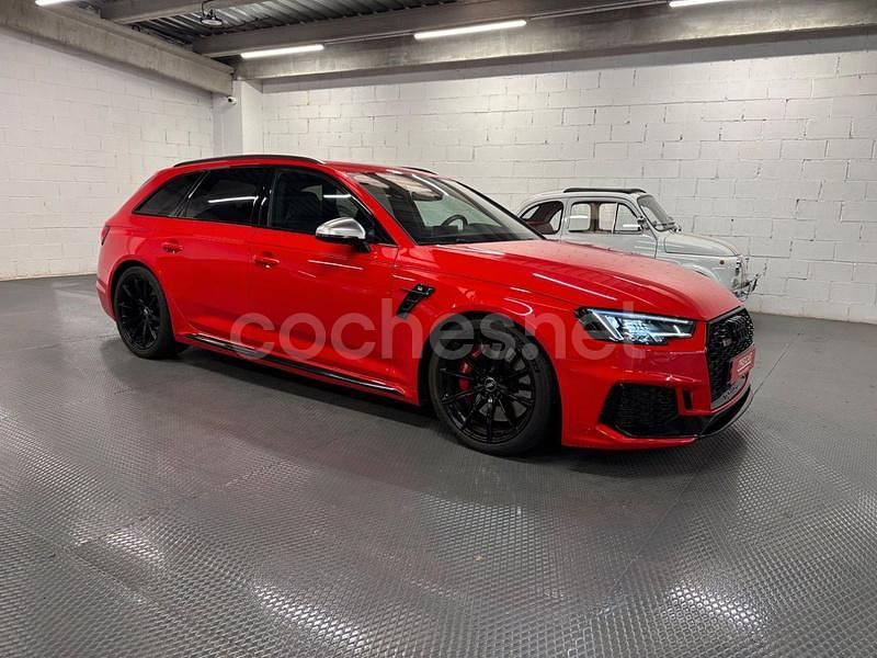 Usado Audi RS4 450 CV (330 kW) 2018 Rojo Familiar