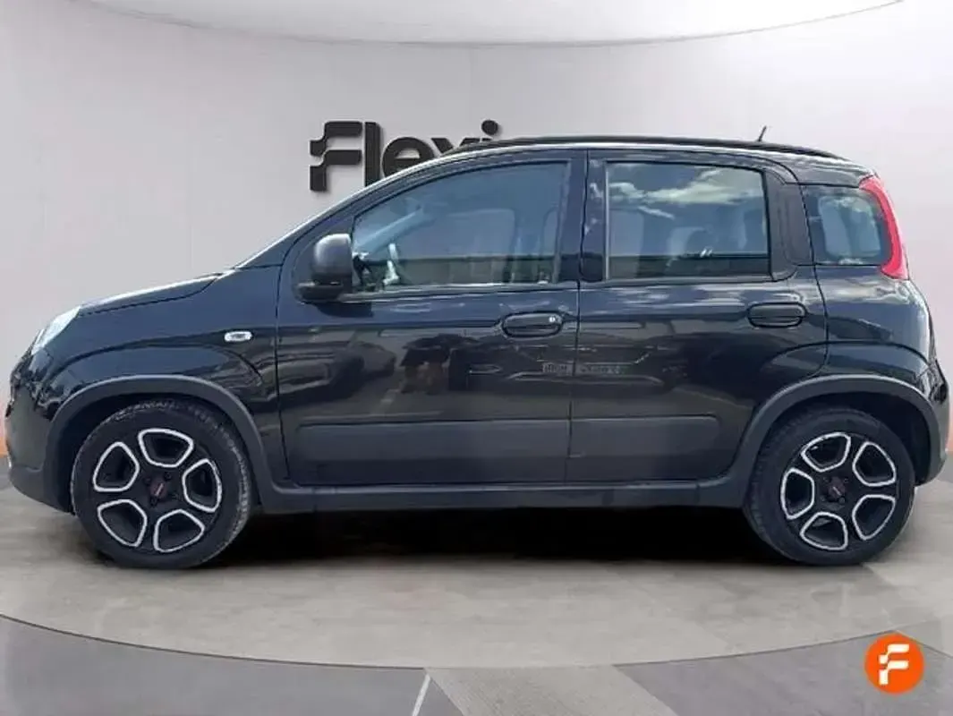 Usado Fiat Panda Cross Cross 71 CV (52 kW) 2022 Negro Utilitario