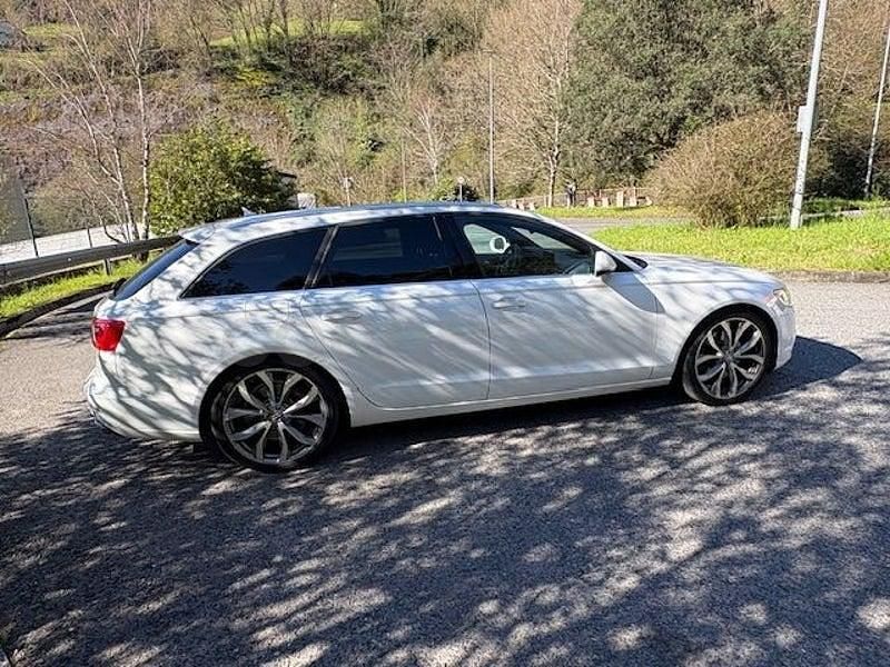 Usado Audi A6 Comfort 245 CV (180 kW) 2013 Blanco Familiar