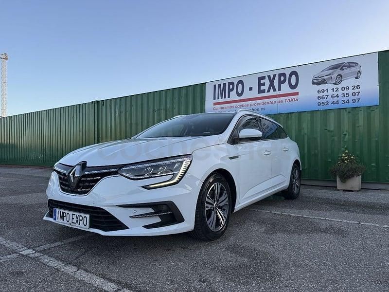 Usado Renault Mégane GrandTour R.S. 115 CV (84 kW) 2022 Blanco Familiar