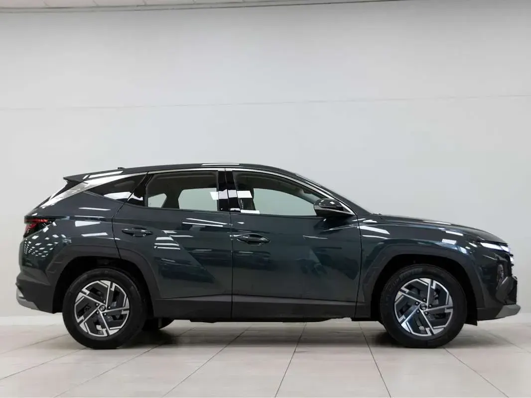 Usado Hyundai Tucson 160 CV (117 kW) 2025 Verde SUV