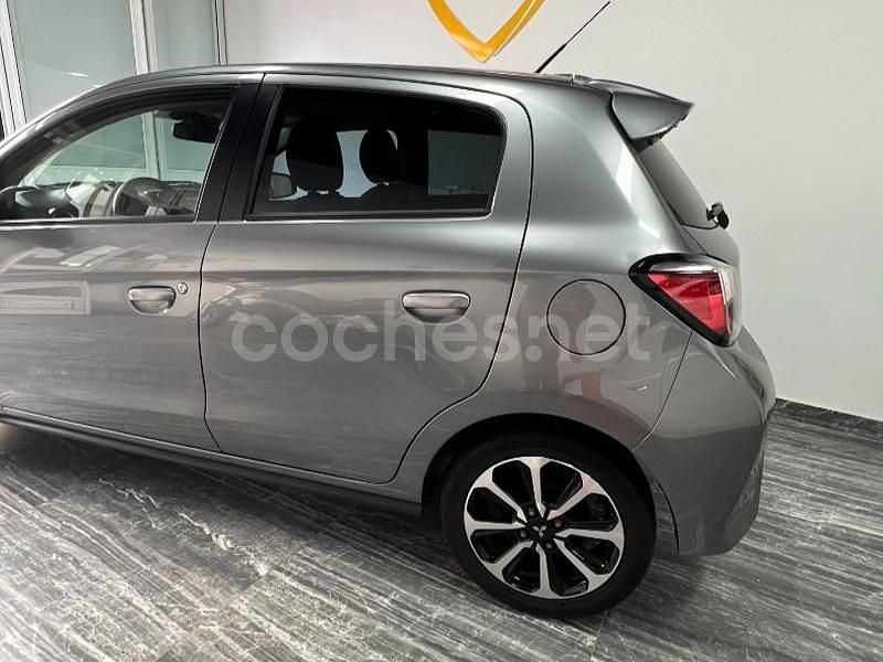 Usado Mitsubishi Space Star 71 CV (52 kW) 2023 Gris / plata Utilitario