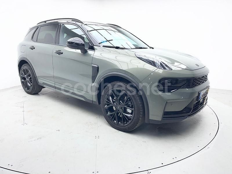 Usado Lynk & Co 01 276 CV (202 kW) 2025 Verde SUV