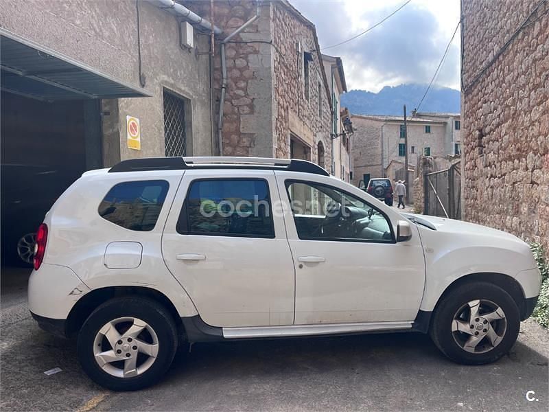 Usado Dacia Duster Ambiance 107 CV (78 kW) 2010 Blanco SUV