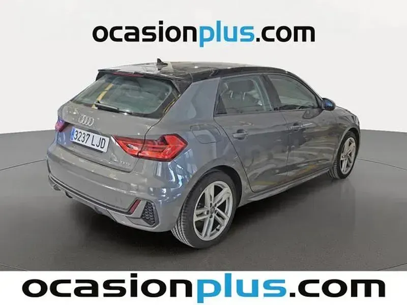 Usado Audi A1 Sportback S-Line 150 CV (110 kW) 2020 Gris / plata Utilitario