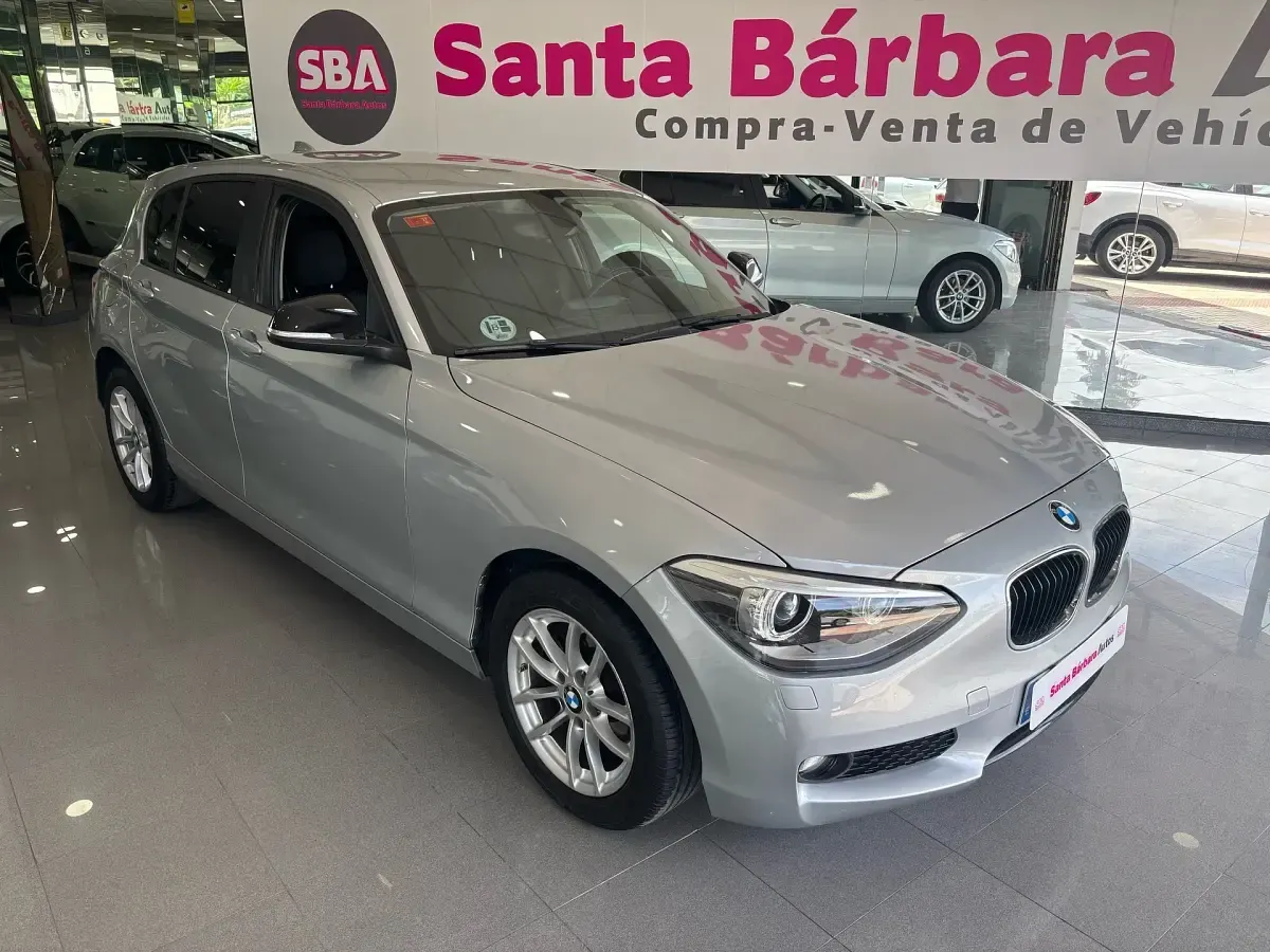 Usado BMW 118 143 CV (105 kW) 2014 Gris Utilitario