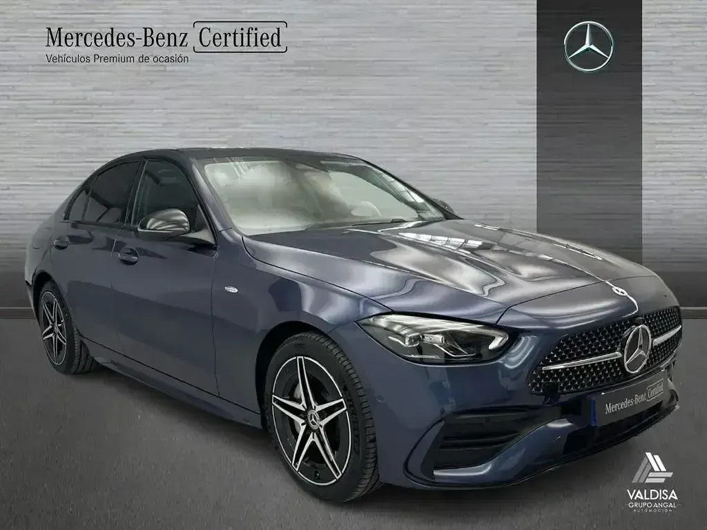 Usado Mercedes C300e 313 CV (230 kW) 2025 Azul sodalita Berlina
