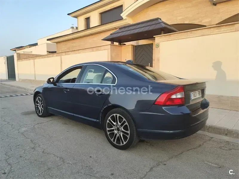 Usado Volvo S80 Summum 200 CV (147 kW) 2007 Azul Berlina
