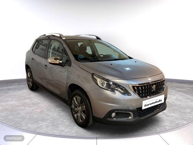 Usado Peugeot 2008 Style 81 CV (59 kW) 2018 Gris SUV