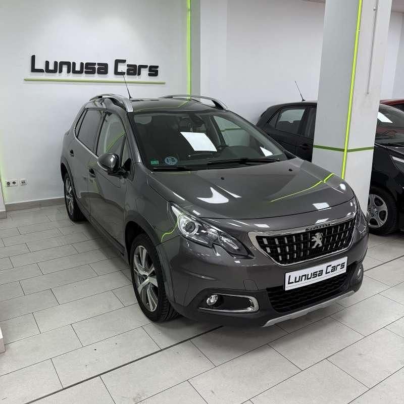 Usado Peugeot 2008 Crossway 120 CV (88 kW) 2017 Gris / plata SUV