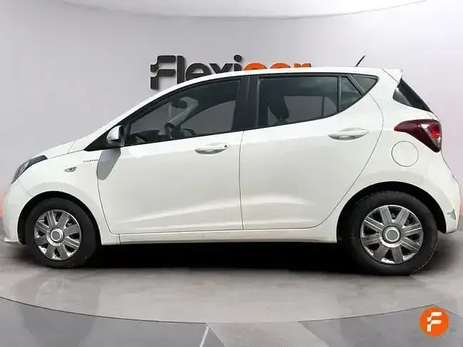Usado Hyundai i10 87 CV (63 kW) 2017 Blanco Utilitario