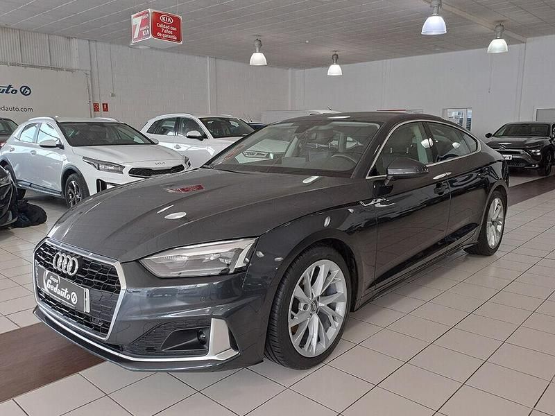 Usado Audi A5 Sportback Advanced 163 CV (119 kW) 2020 Gris Utilitario