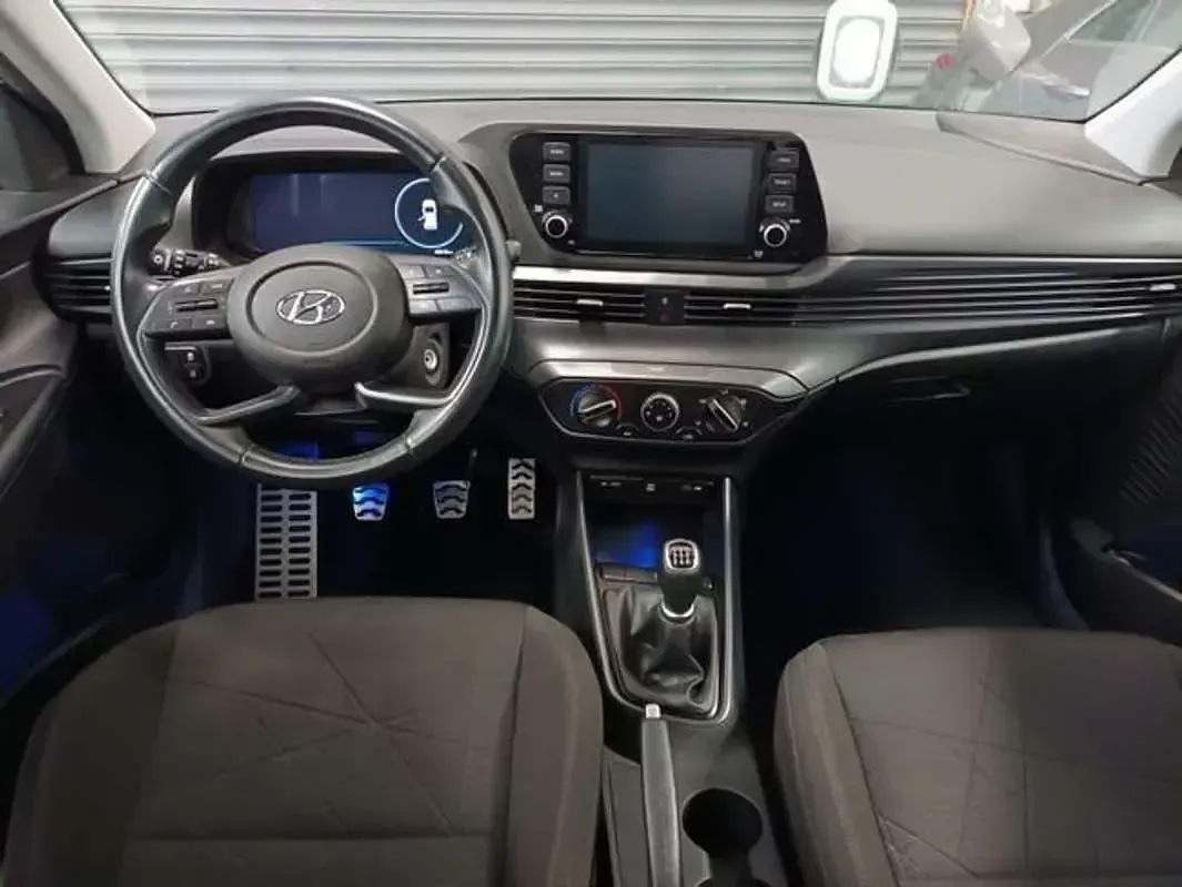 Usado Hyundai Bayon 84 CV (61 kW) 2023 Blanco SUV