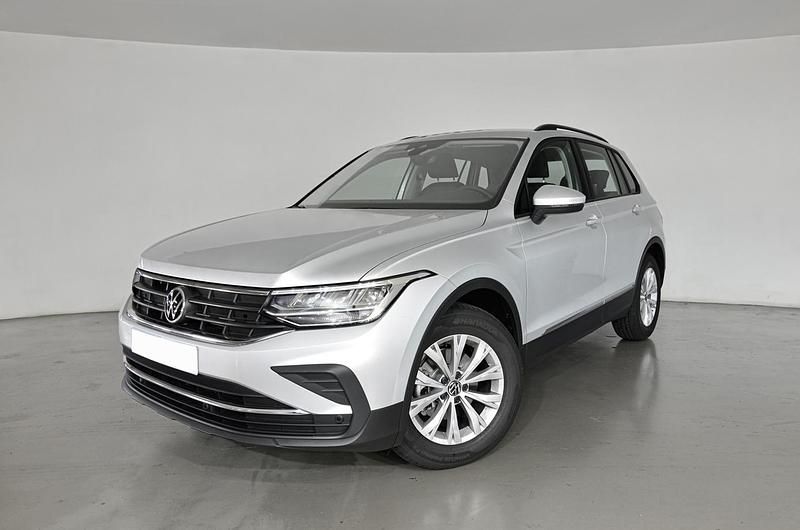 Plata réflex metalizado Usado 2023 VW Tiguan Edition SUV | 22.990 € (Super precio) - Imagen 1/4